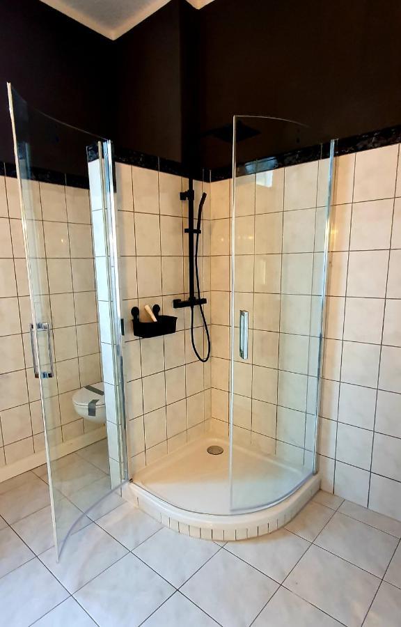 Vogtlandperle Appartement Oelsnitz  Buitenkant foto